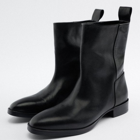 ZARA 100% LEATHER BLACK FLAT ANKLE BOOTS
